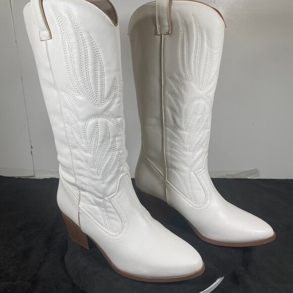 Women's 9 White Unbranded, Vintage Cowgirl boots, Boots in Excellent Condition - Picture 11 of 12